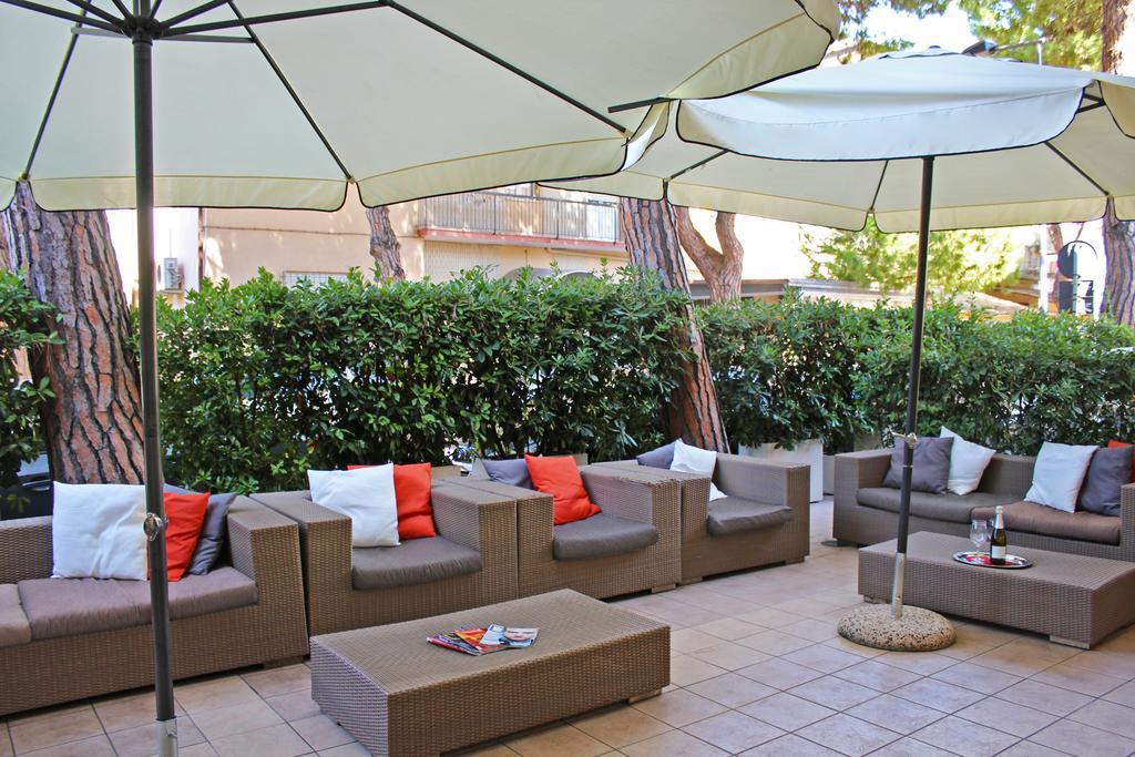 Hotel New Primula Rimini Extérieur photo